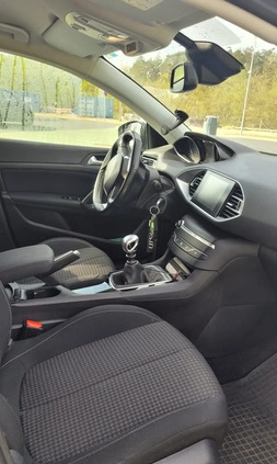 Peugeot 308 cena 32900 przebieg: 190000, rok produkcji 2018 z Góra małe 92